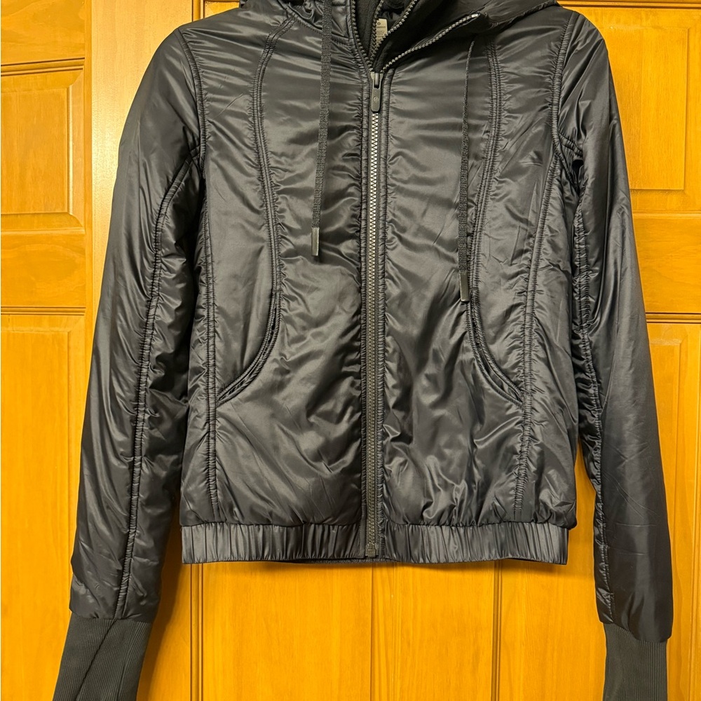 Lululemon Scuba Insulated Hoodie *Glyde Jacket size 2 - Picture 4 of 8